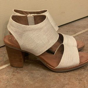 Tom's Majorca Cutout Sandal - light tan